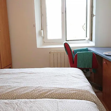 Piso Rio Nervion 15 Minutos Bilbao Apartment Ugao-Miraballes Exterior photo